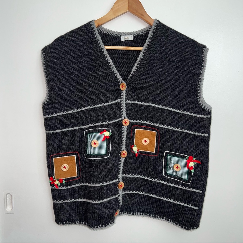 MALIA Charcoal Grey Cottage Core Wool Angora blend Sweater Vest Size M